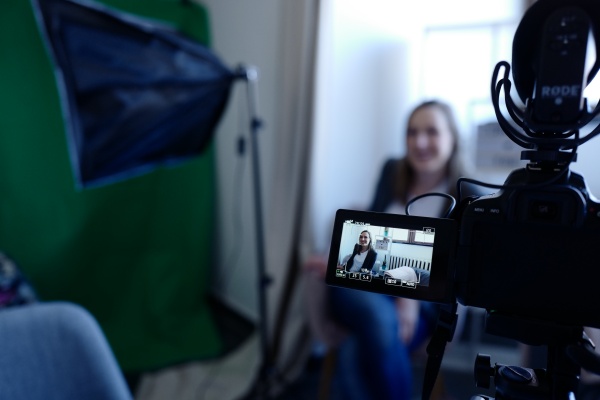 Tips hacer videos profesionales desde casa ⋆ La X Productora